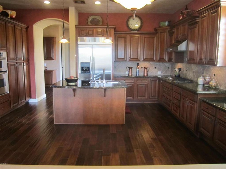 1627 Burnside Trail 034