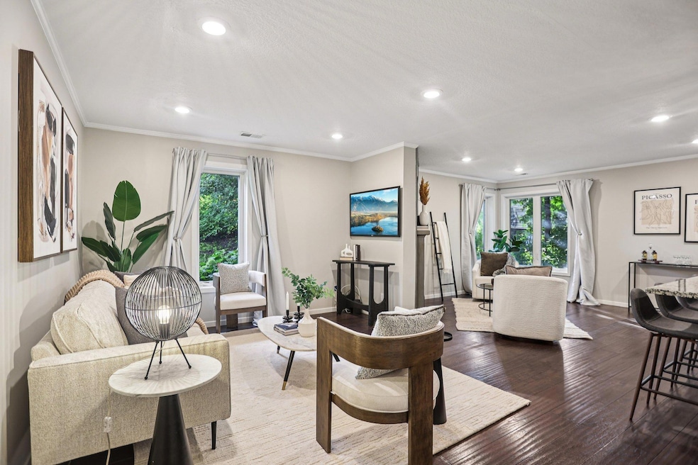 200 2nd St NE, Minneapolis, MN 55413 - photo 1