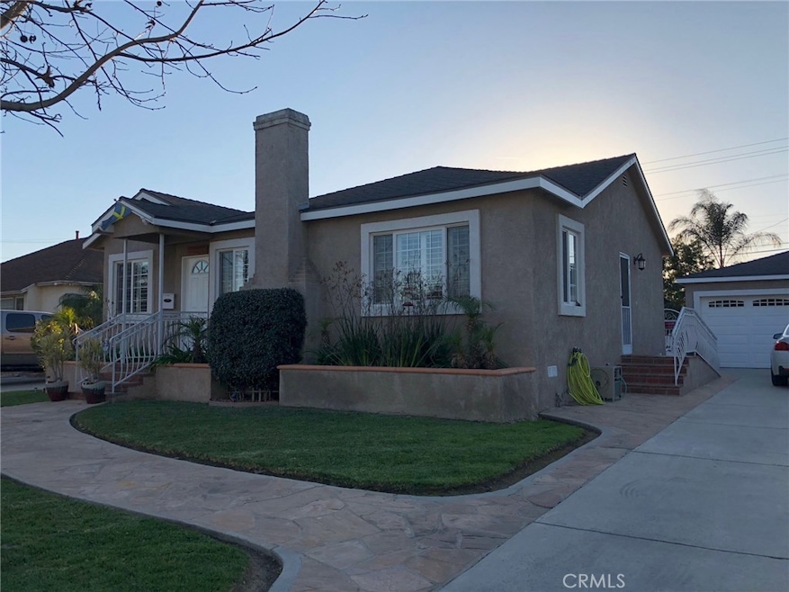 4557 Pepperwood Ave, Long Beach, CA 90808 - photo 1