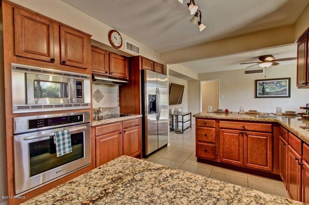 kitchen custom cabinets, SS appliances