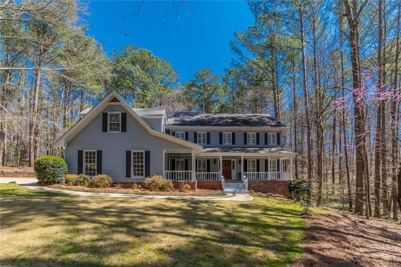 1557 Howell Highlands Dr, Stone Mountain, GA 30087 - photo 1