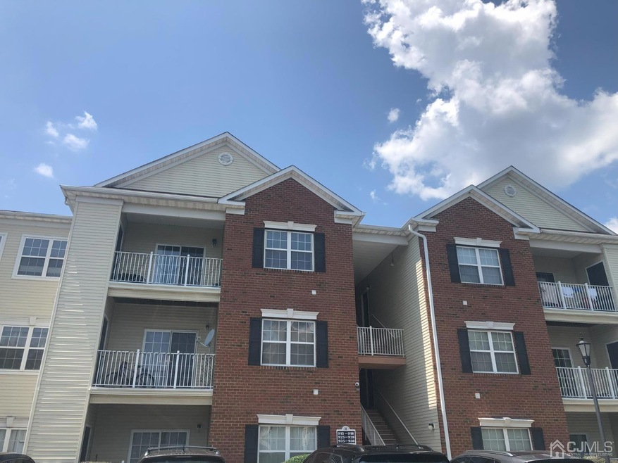 917 Del Negro Ct, South Plainfield, NJ 07080 - photo 1