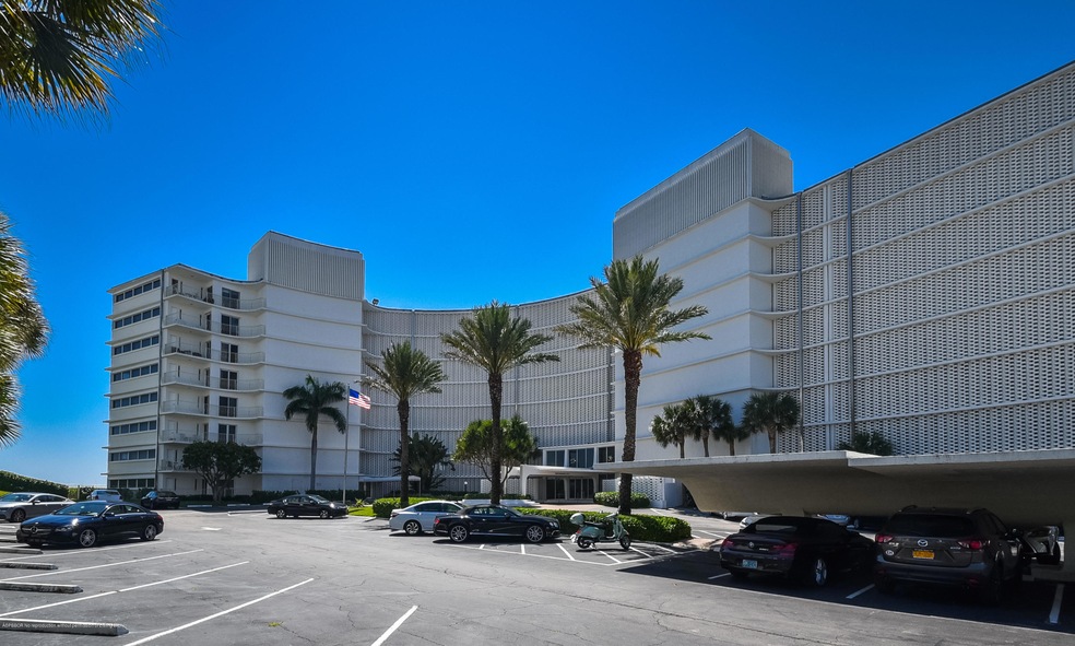 2774_S_Ocean_Blvd_507_01