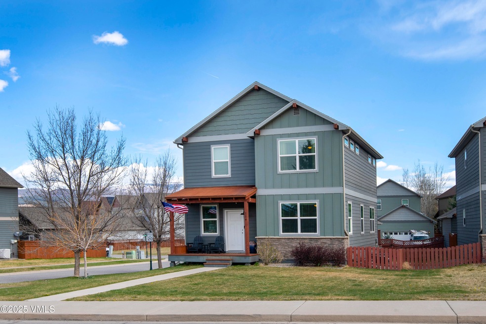 Pending $824,900