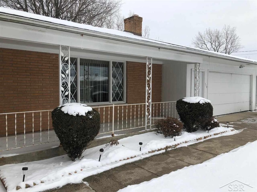 115 Homestead Ln, Saginaw, MI 48601 - photo 1