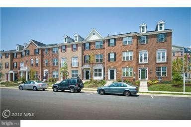 42689 Tunstall Terrace, Ashburn, VA 20147 - photo 1