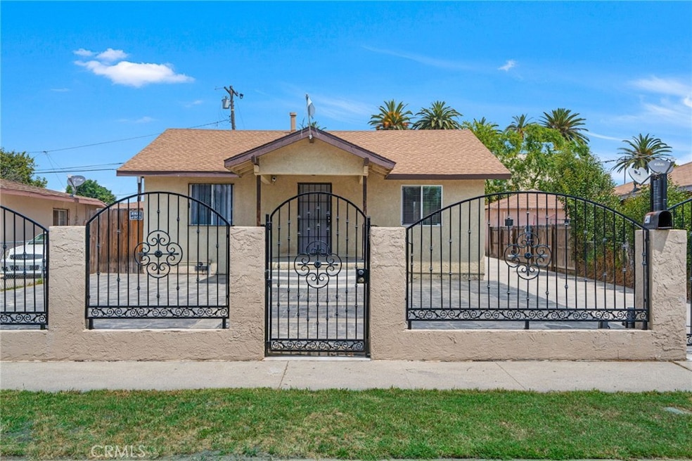 815 W 133rd St, Compton, CA 90222 - photo 1