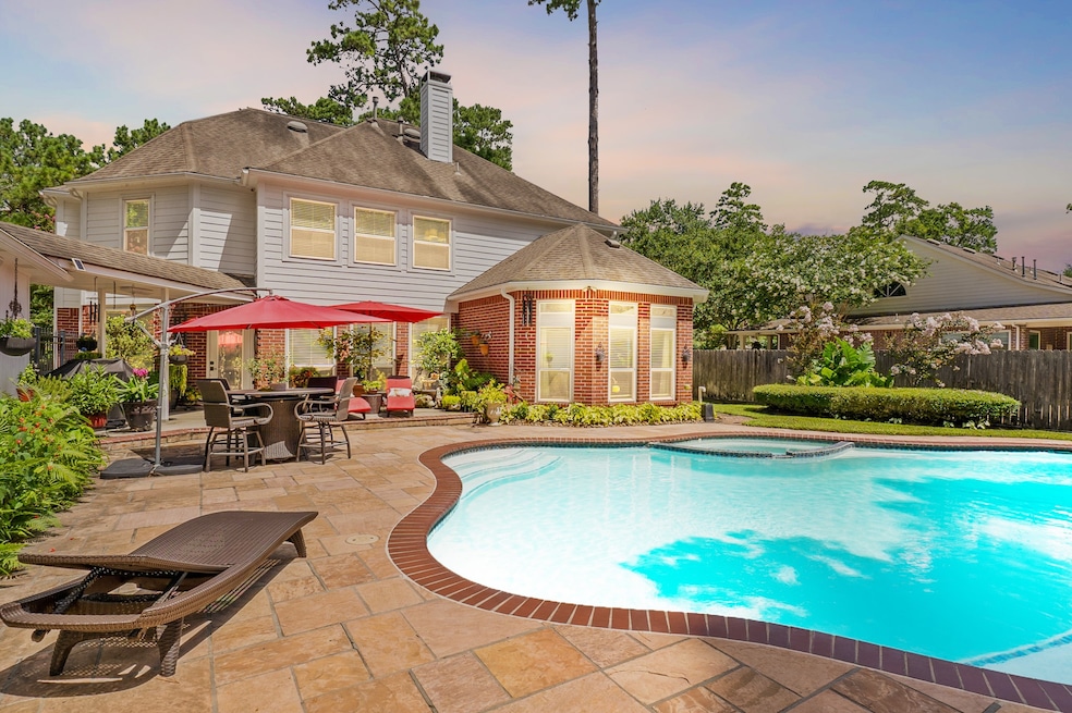 13902 Lakewood Crossing Blvd, Houston, TX 77070 - photo 1