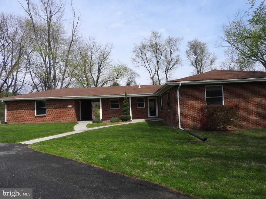 2711 Bel Pre Rd, Silver Spring, MD 20906 - photo 1