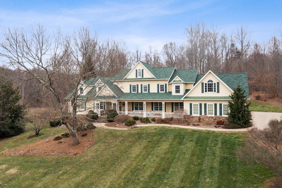 Sold $1,775,000 • Co-Listing Agent