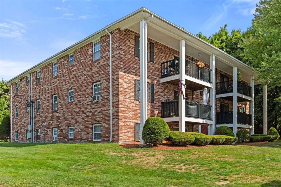 5 Walker Rd unit 2, North Andover, MA 01845 - photo 1