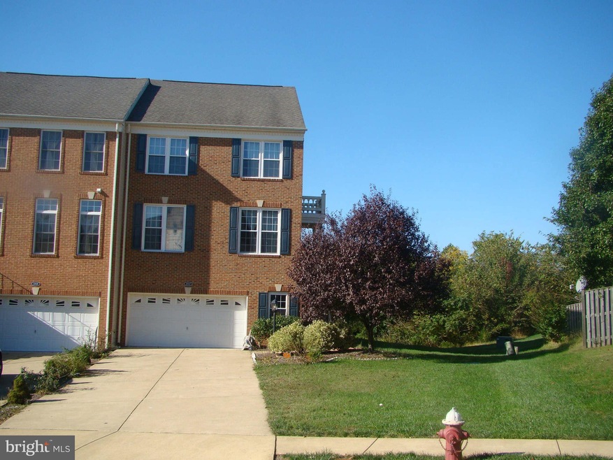 22527 Welborne Manor Square, Ashburn, VA 20148 - photo 1