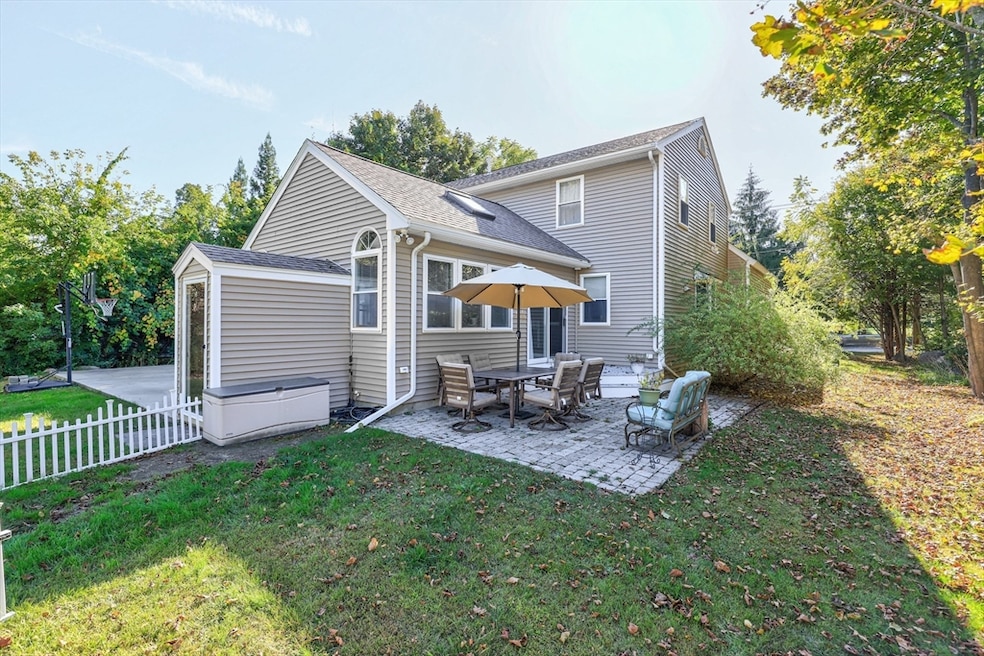 For Sale $849,900 • Co-Listing Agent