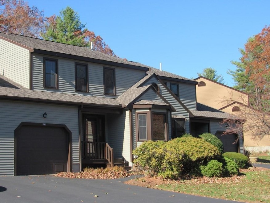 25 Hawthorne Village unit C, Franklin, MA 02038 - photo 1