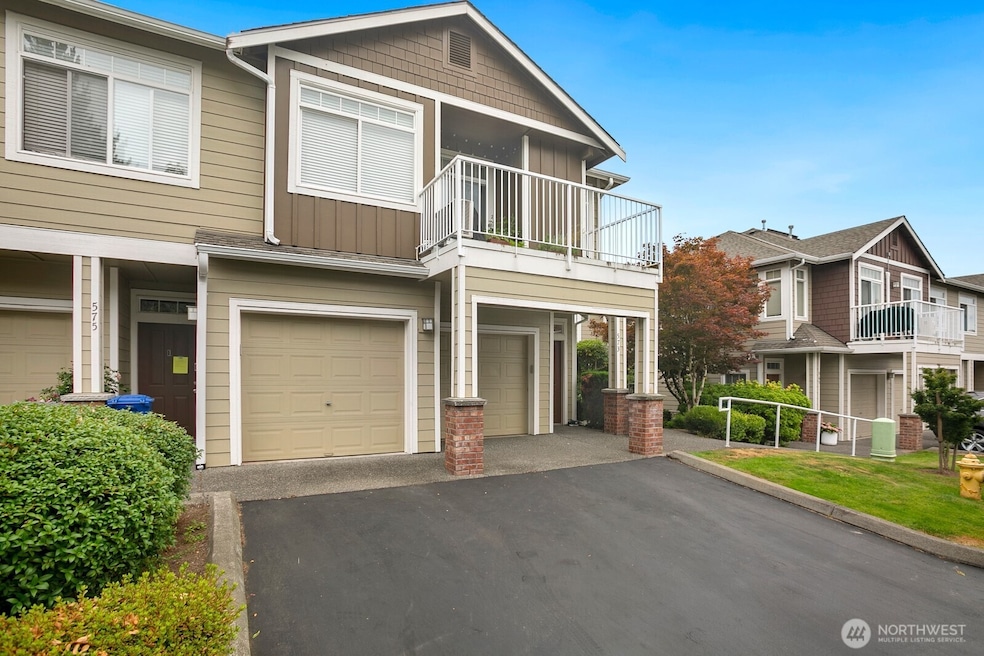 571 241st Ln SE, Sammamish, WA 98074 - photo 1