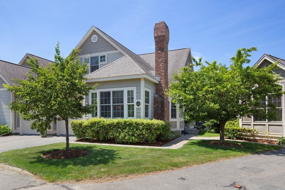 62 Charles Ct unit 33, Southborough, MA 01772 - photo 1