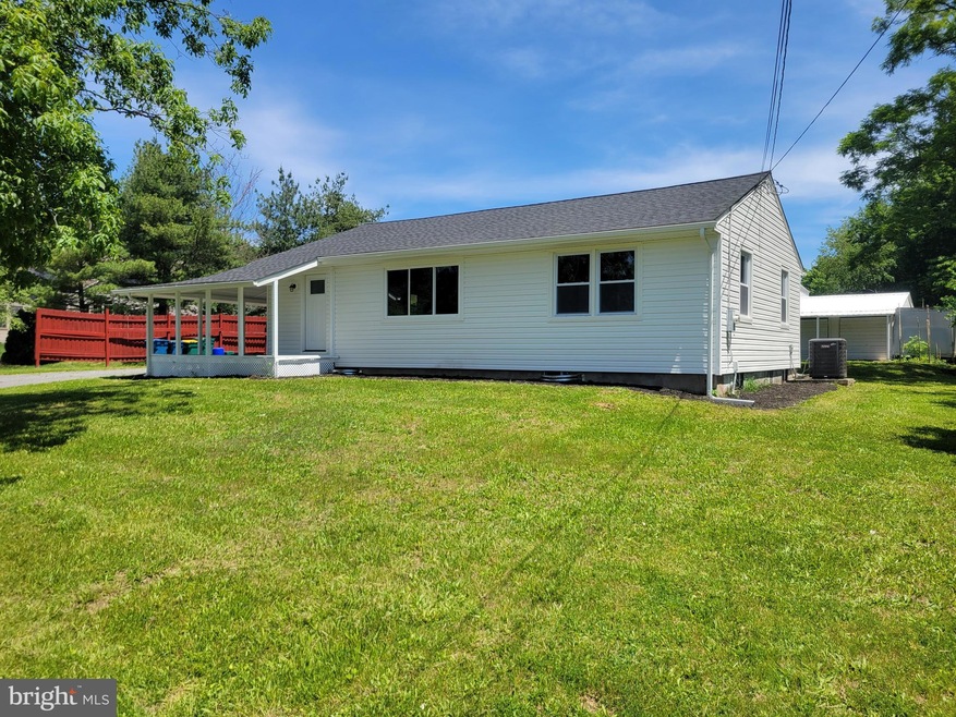 2380 Lambs Gap Rd, Enola, PA 17025 - photo 1