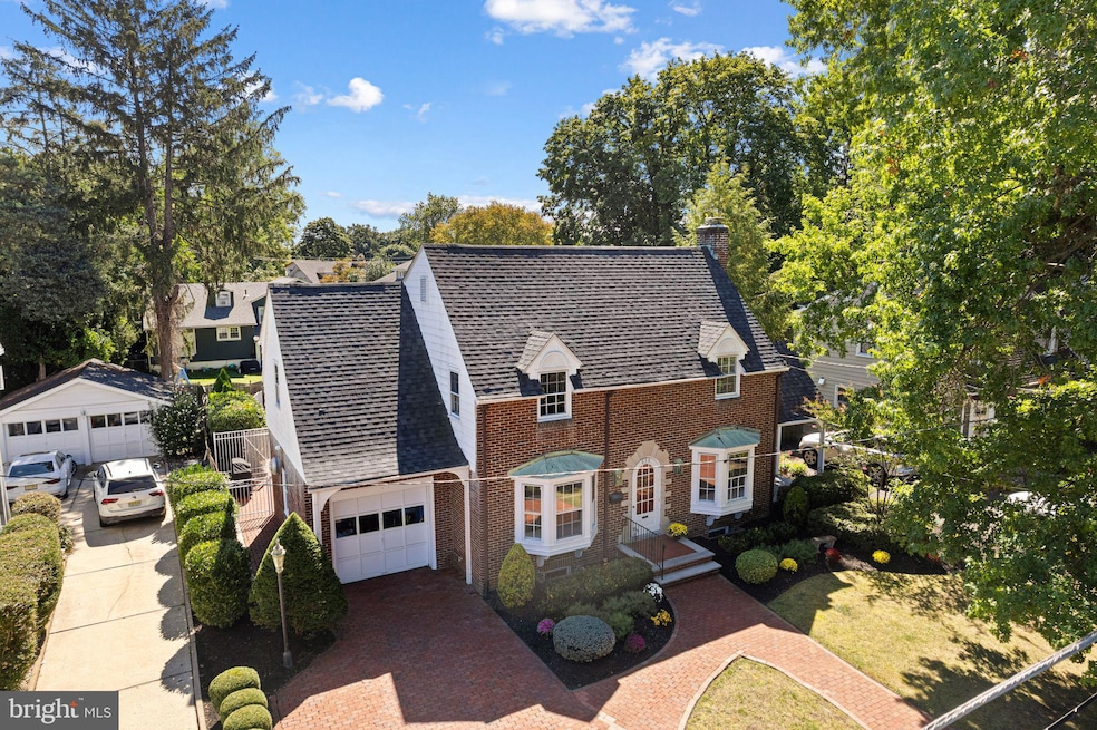 656 W Crystal Lake Ave, Haddonfield, NJ 08033 - photo 1