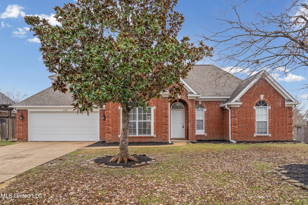 6238 Sandbourne W, Olive Branch, MS 38654 - photo 1
