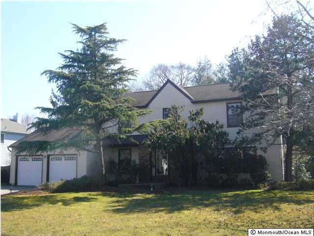 22 Windfall Ln, Marlboro, NJ 07746 - photo 1