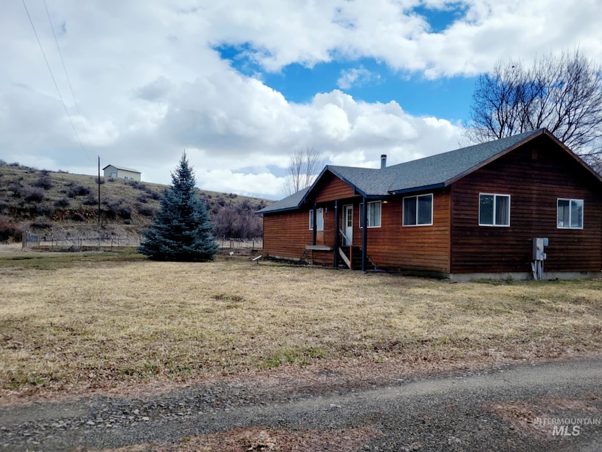 For Sale $515,000 • Co-Listing Agent
