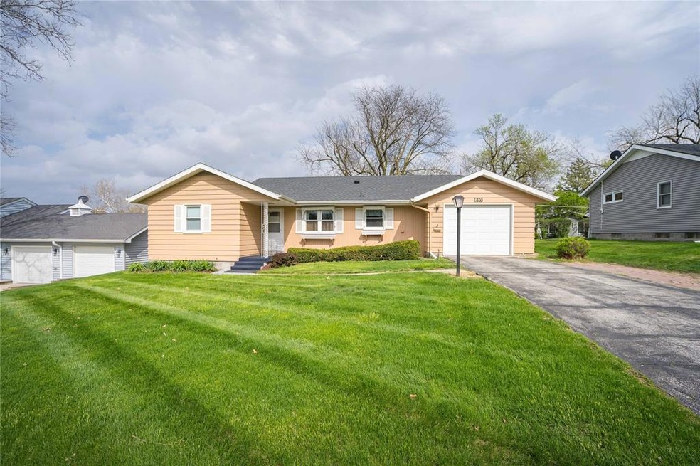 810 15th St, Perry, IA 50220 - photo 1