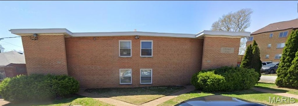 4774 Kings Dr unit G, St. Louis, MO 63116 - photo 1