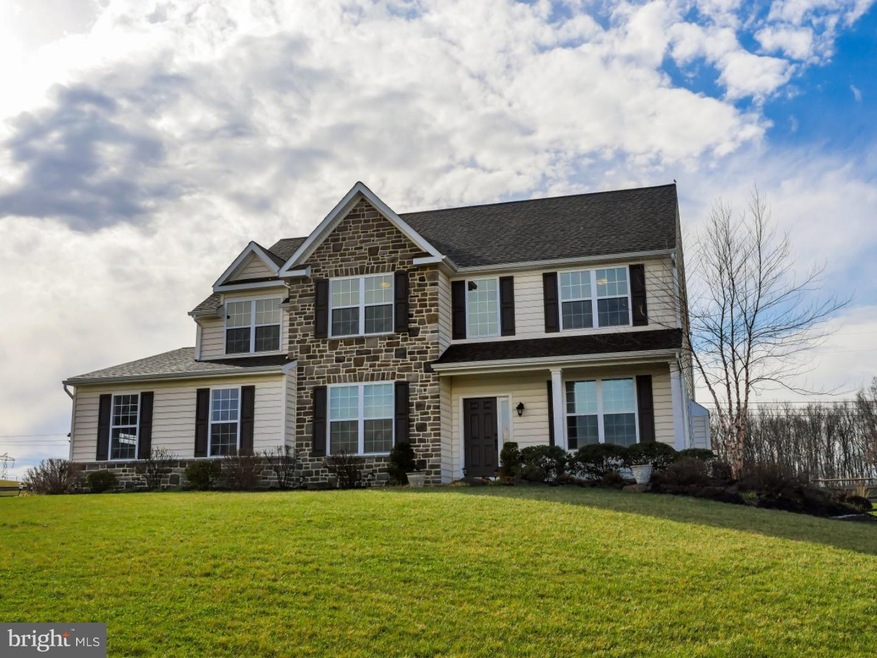 76 Joy Cir, Barto, PA 19504 - photo 1