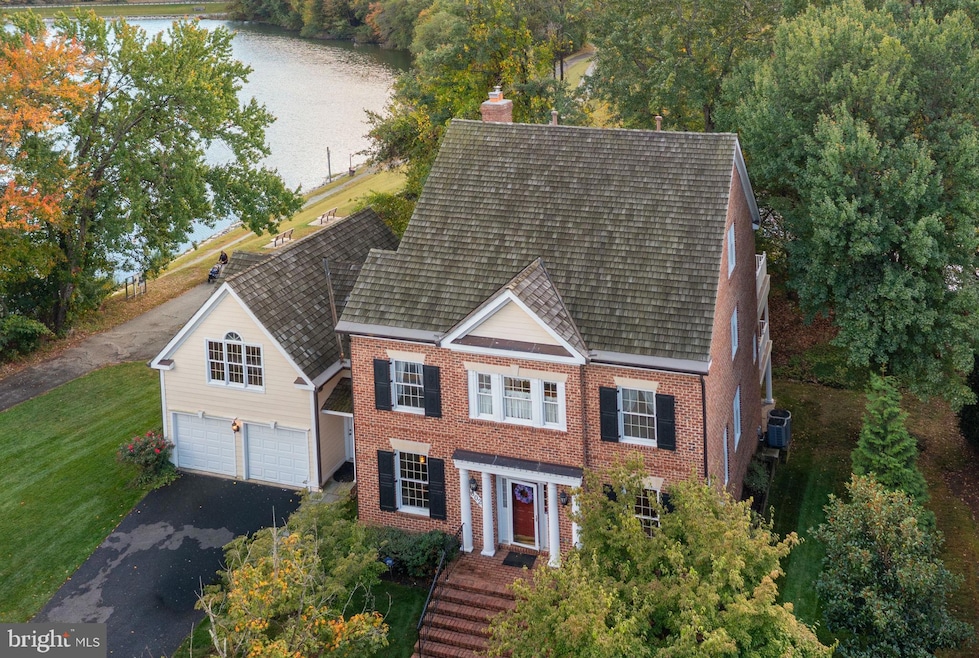 602 Firehouse Ln, Gaithersburg, MD 20878 - photo 1