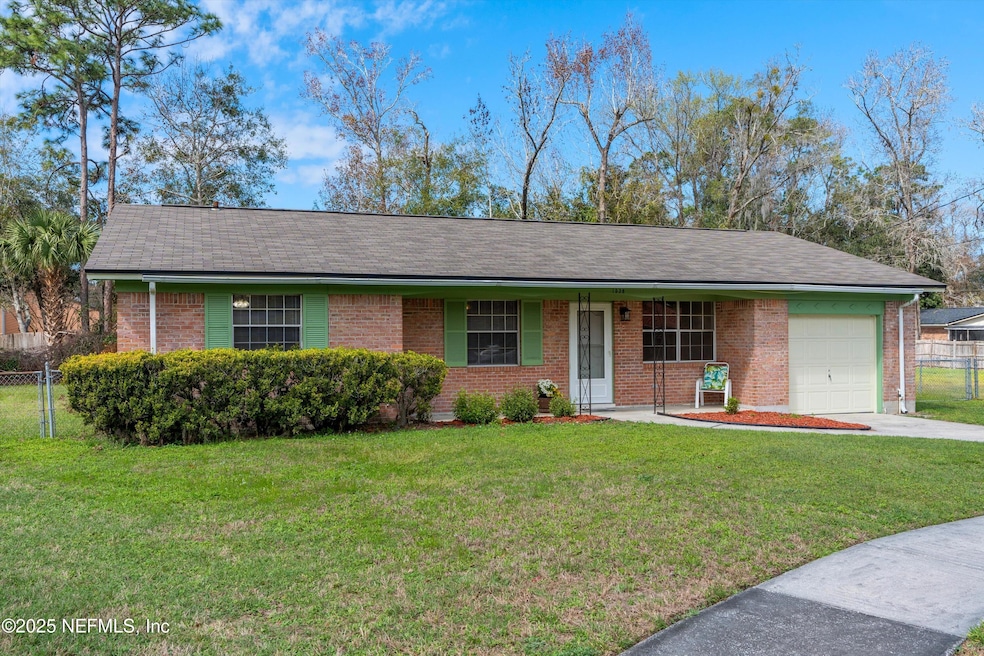 1538 Red Bud Court