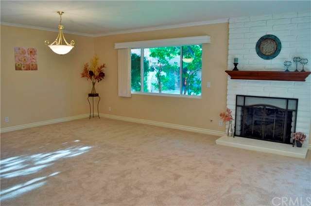 Great Room Concept with fireplace