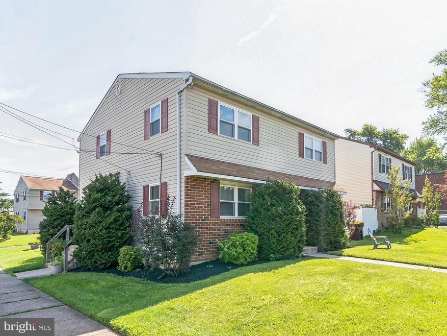 355 W 6th St unit 2, Lansdale, PA 19446 - photo 1