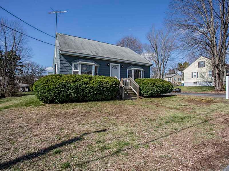 36 Phyllis St, Dracut, MA 01826 - photo 1