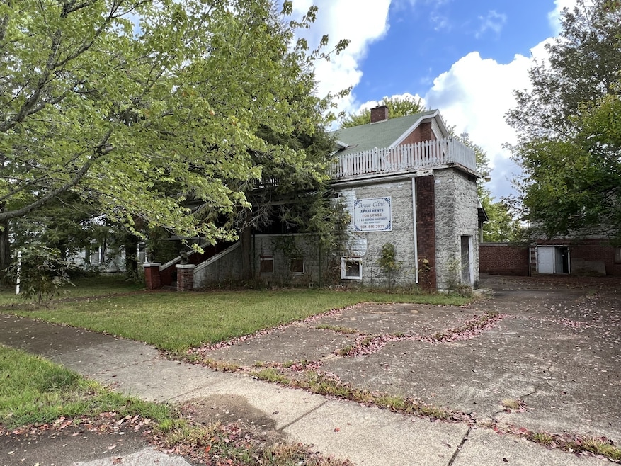 209 S Park St, Hohenwald, TN 38462 MLS RTC2579583