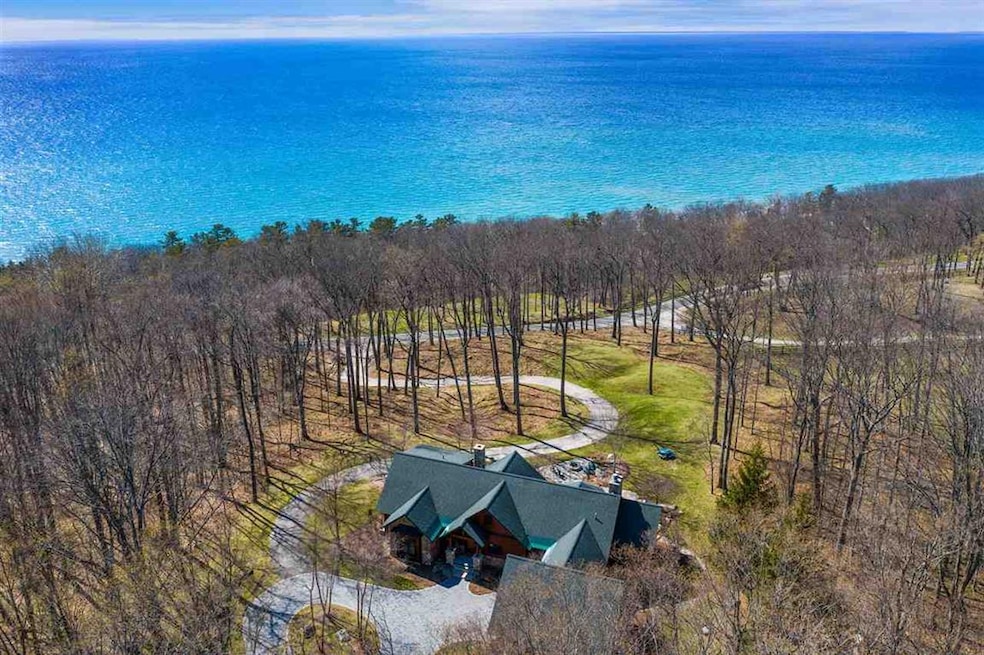 Sold $1,005,000 • Co-Listing Agent