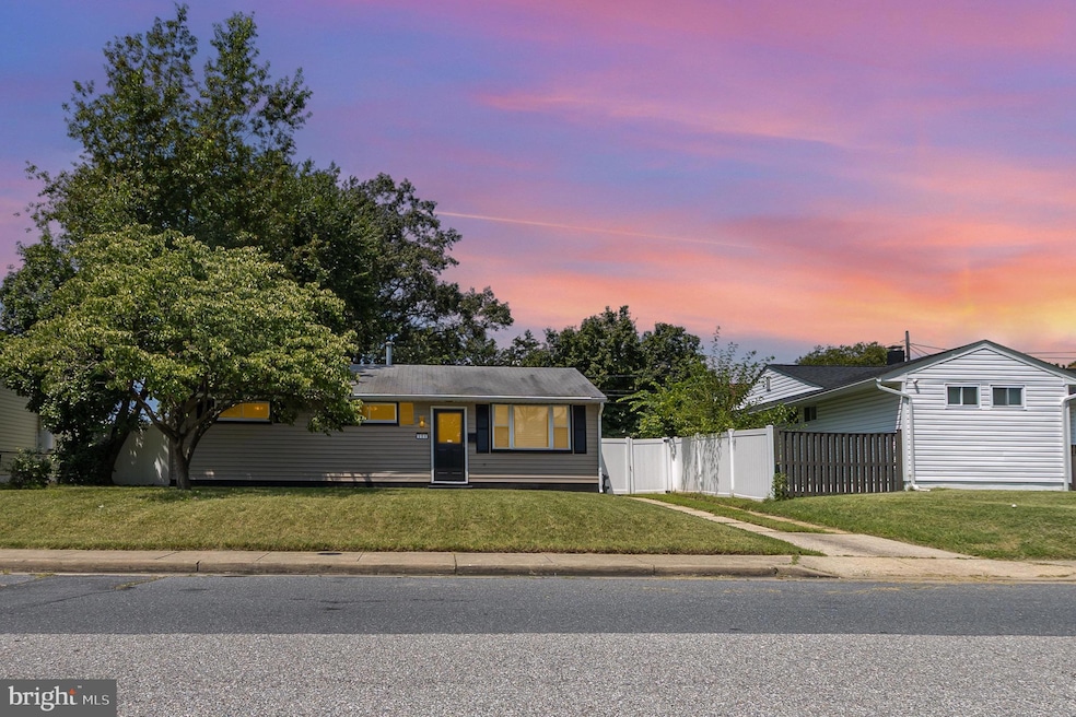 504 Hamlen Rd, Glen Burnie, MD 21061 - photo 1