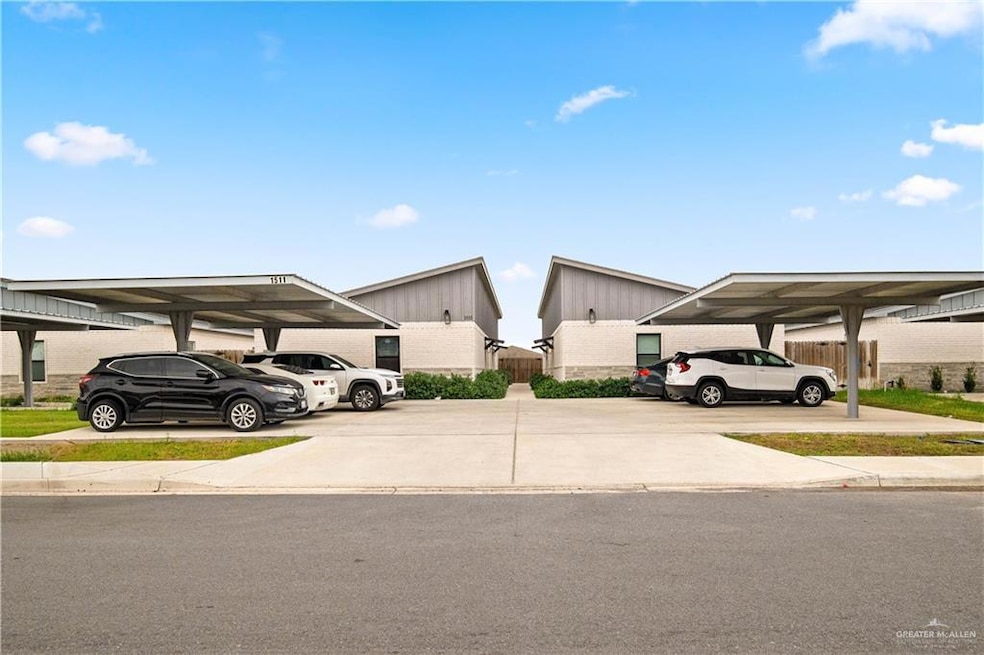 For Rent $1,300/month