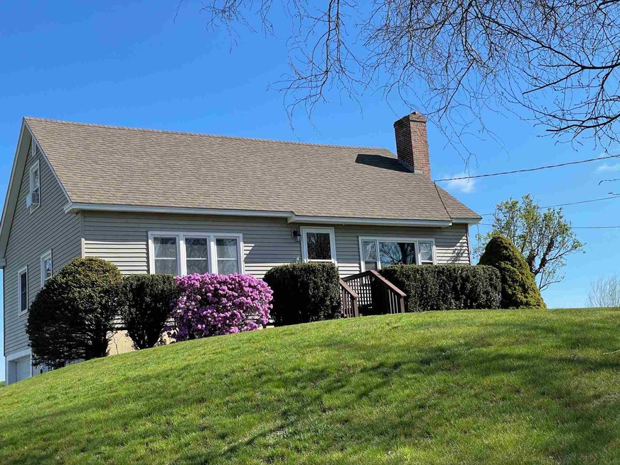 12 River Rd, Stratham, NH 03885 - photo 1