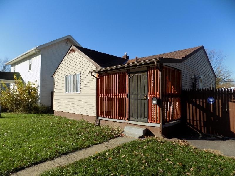 2261 Hamilton Ave (1)