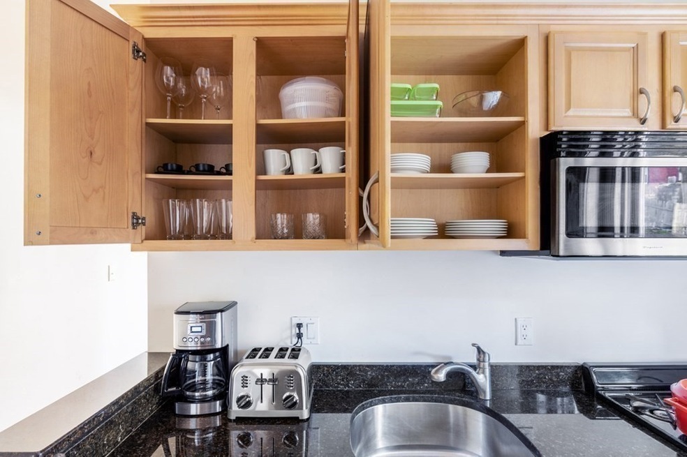 672 Washington St unit 1, Brookline, MA 02446 - photo 1