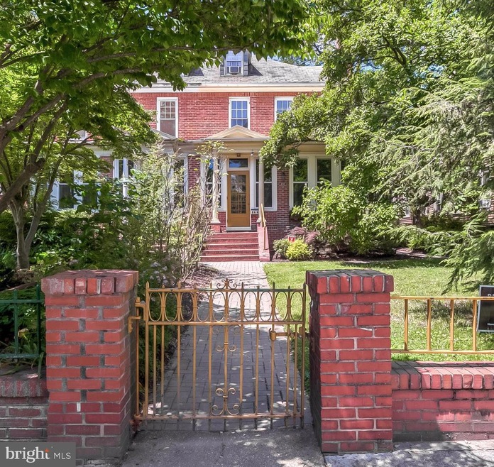 4132 Roland Ave, Baltimore, MD 21211 - photo 1