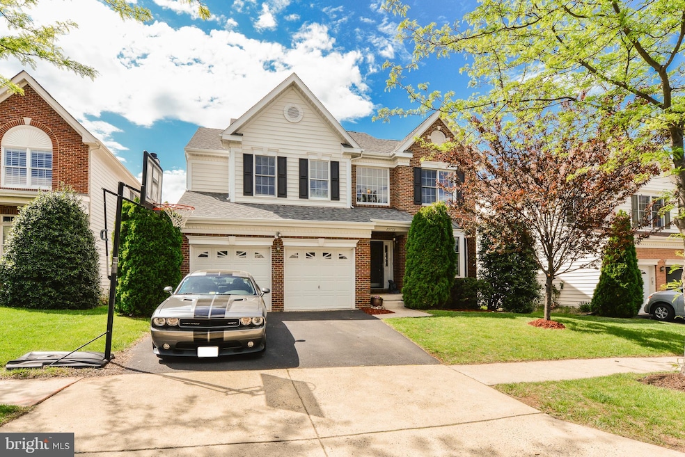 25773 Kaiser Place, Chantilly, VA 20152 - photo 1