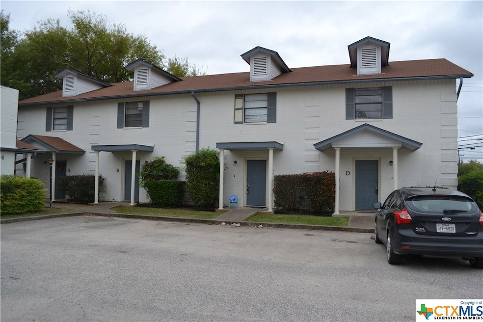 1602 Mill St unit D, San Marcos, TX 78666 - photo 1