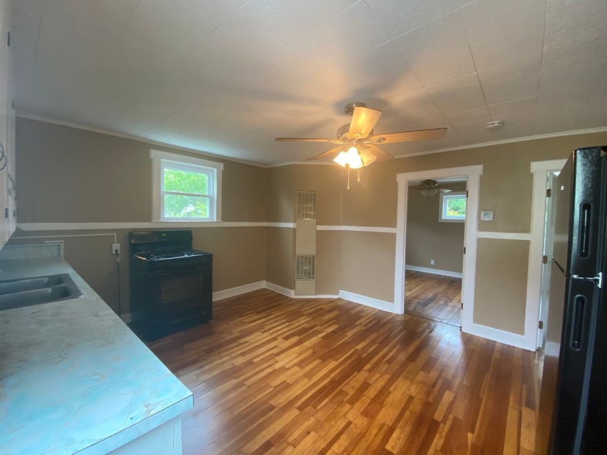 490 Buffinton St unit 2, Fall River, MA 02721 - photo 1