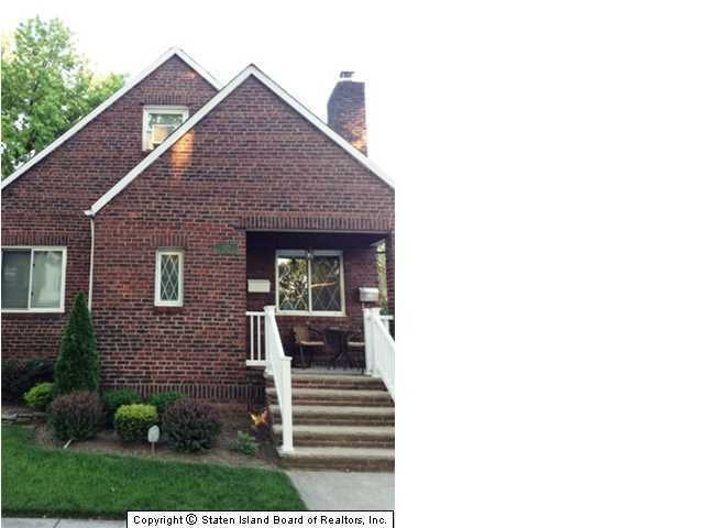 125 Dickie Ave, Staten Island, NY 10314 - photo 1