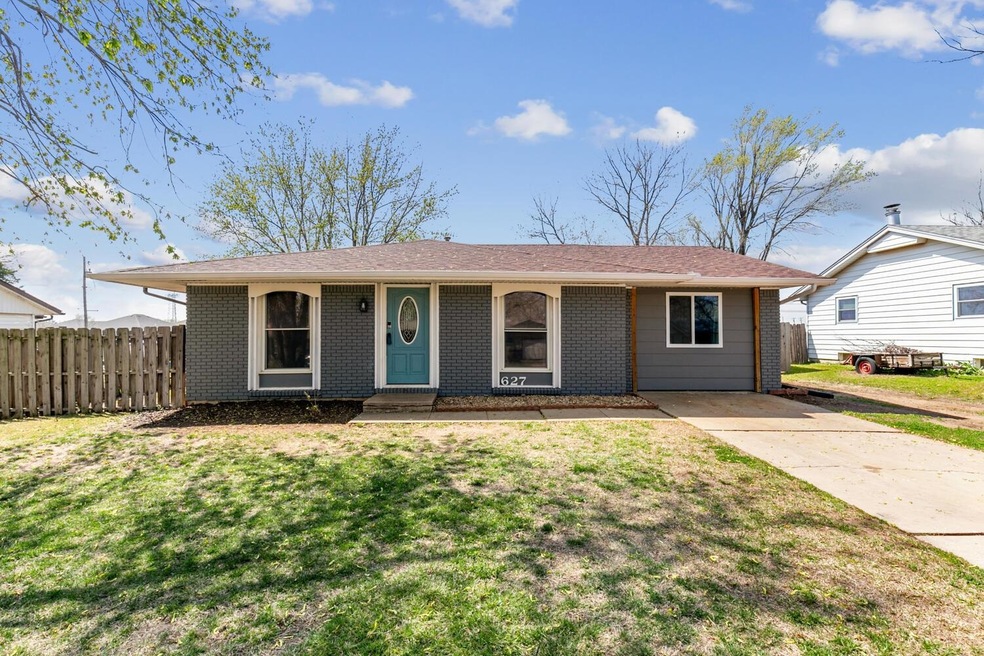 627\ N Walnut St