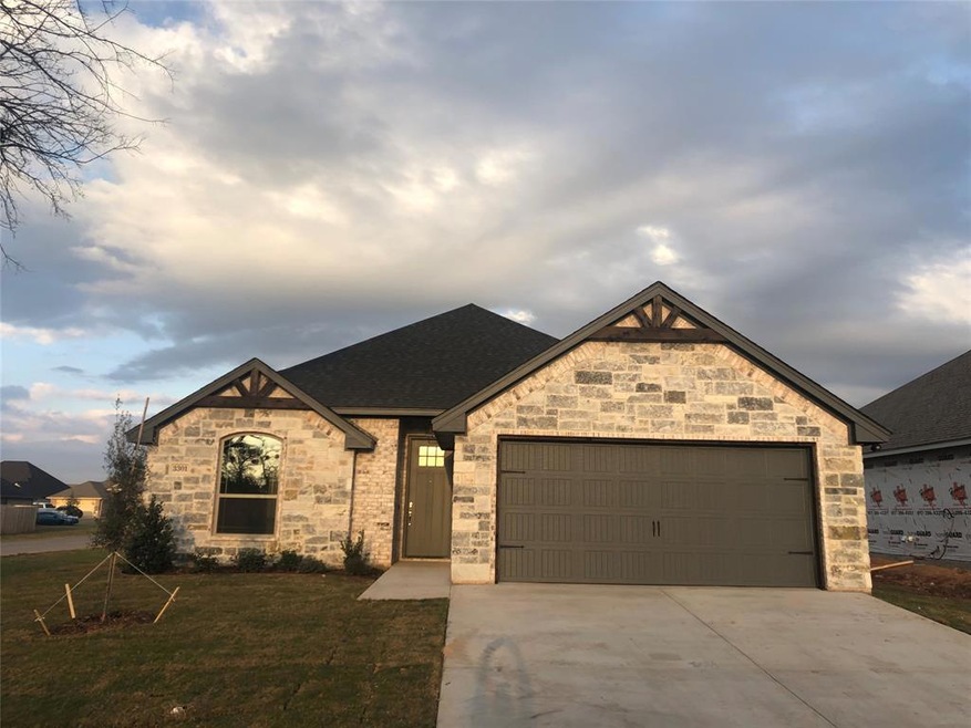 3301 Windcrest Dr, Granbury, TX 76049 - photo 1