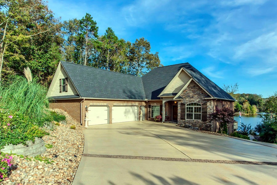 198 Kanutsu Ln S, Loudon, TN 37774 - photo 1