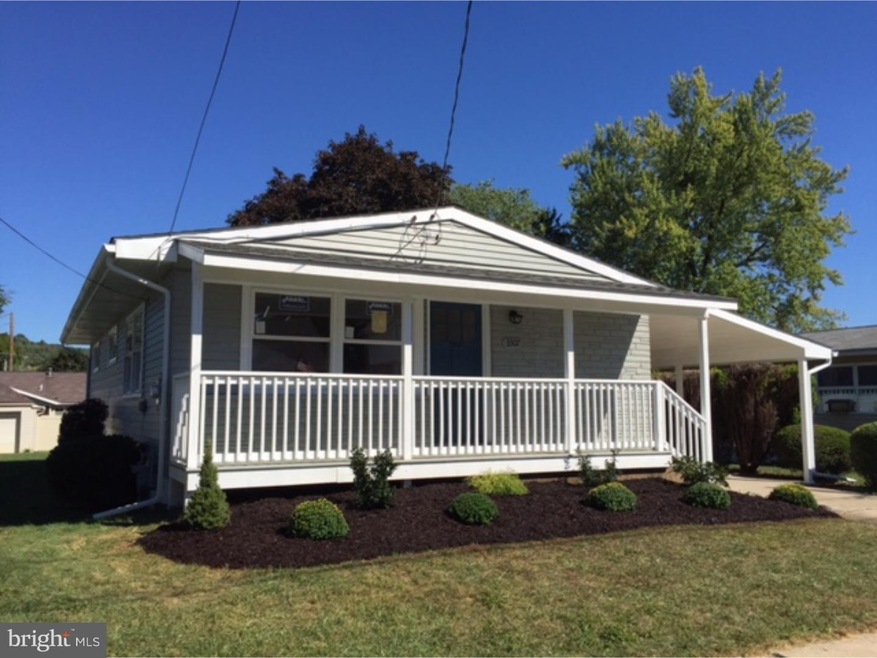 3307 Ridgeway St, Reading, PA 19605 - photo 1