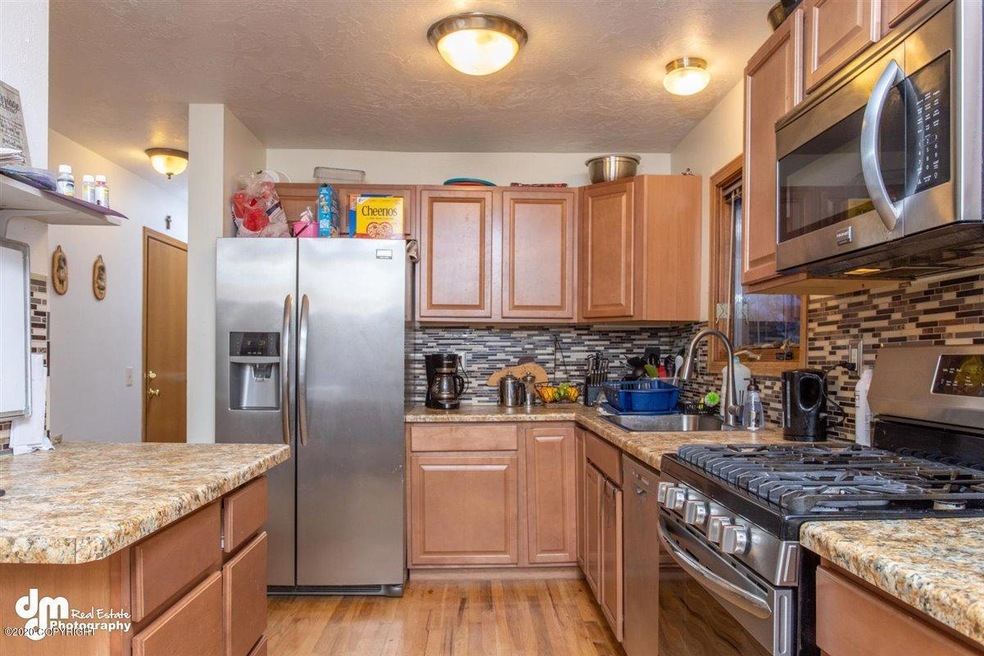 13-Kitchen_SOPH9921